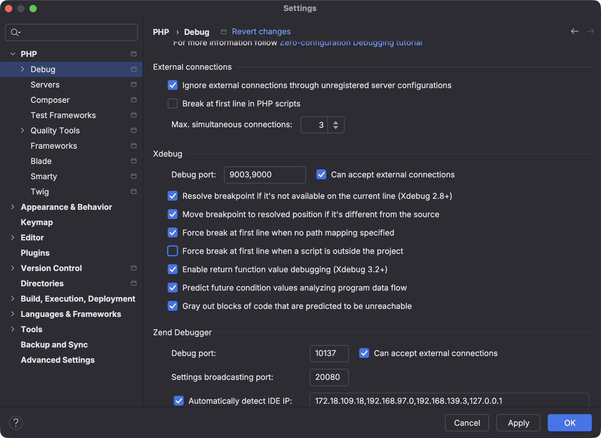 Screenshot der PhpStorm-Einstellungen im Bereich PHP › Debug, Abschnitt Xdebug. Hervorgehoben ist die deaktivierte Option „Force break at first line when a script is outside the project“.